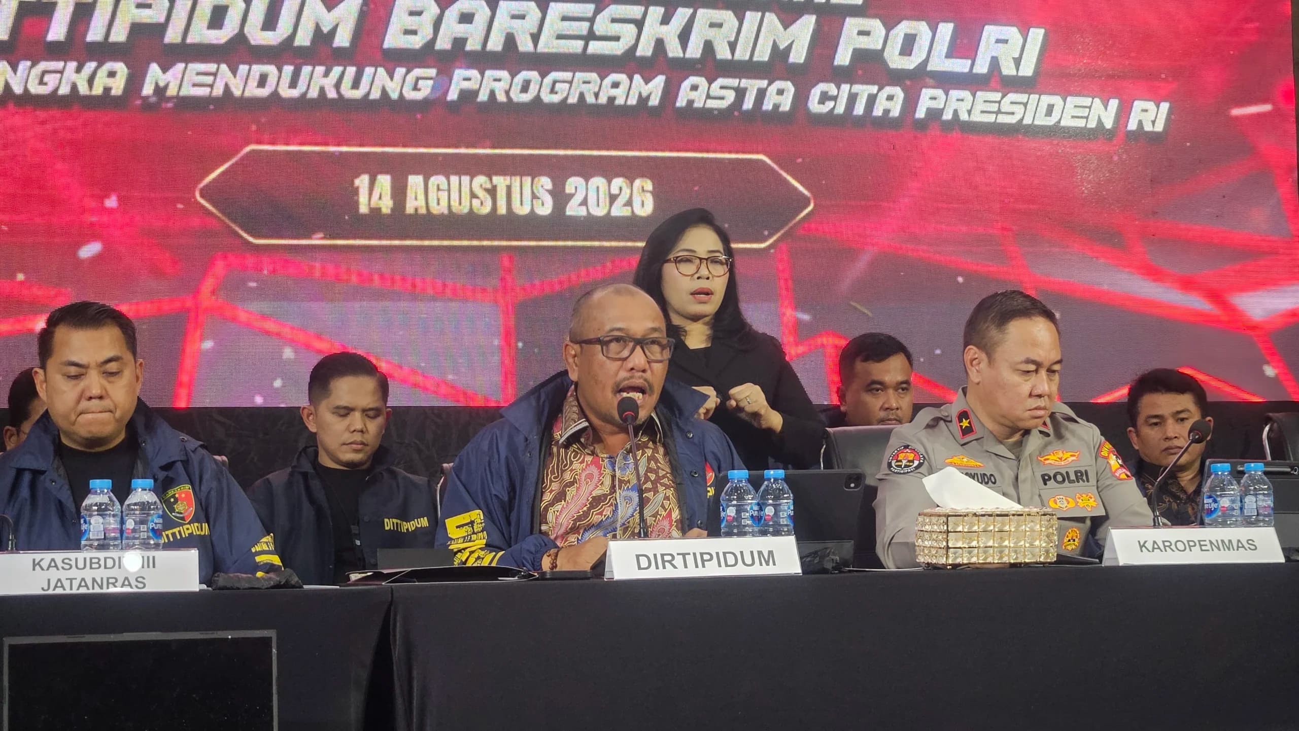 Bareskrim Polri Ungkap Modus Selundupkan Emas Jadi Gel: Diselipkan di Pakaian Dalam