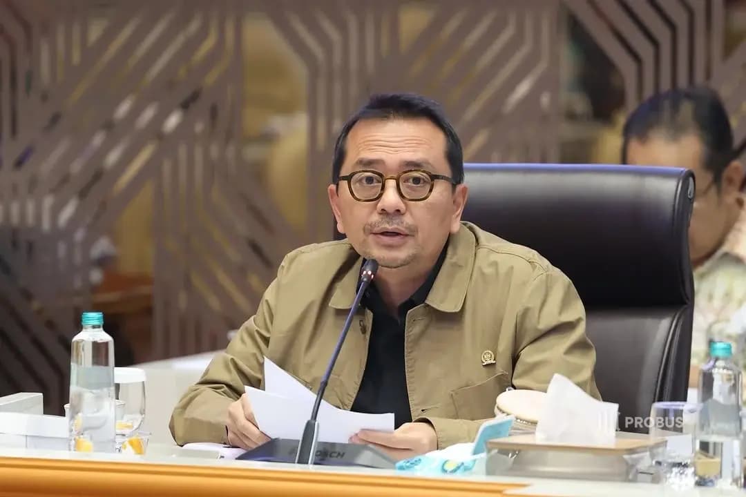 DPR Minta Tim SAR Bergerak Cepat Evakuasi Korban Gempa NTT