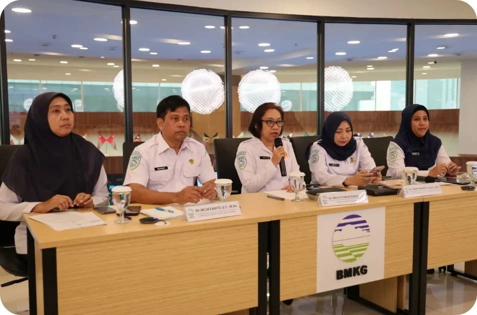 BMKG Sebut Gempa M 7,7 NTT Mirip Peristiwa 1992