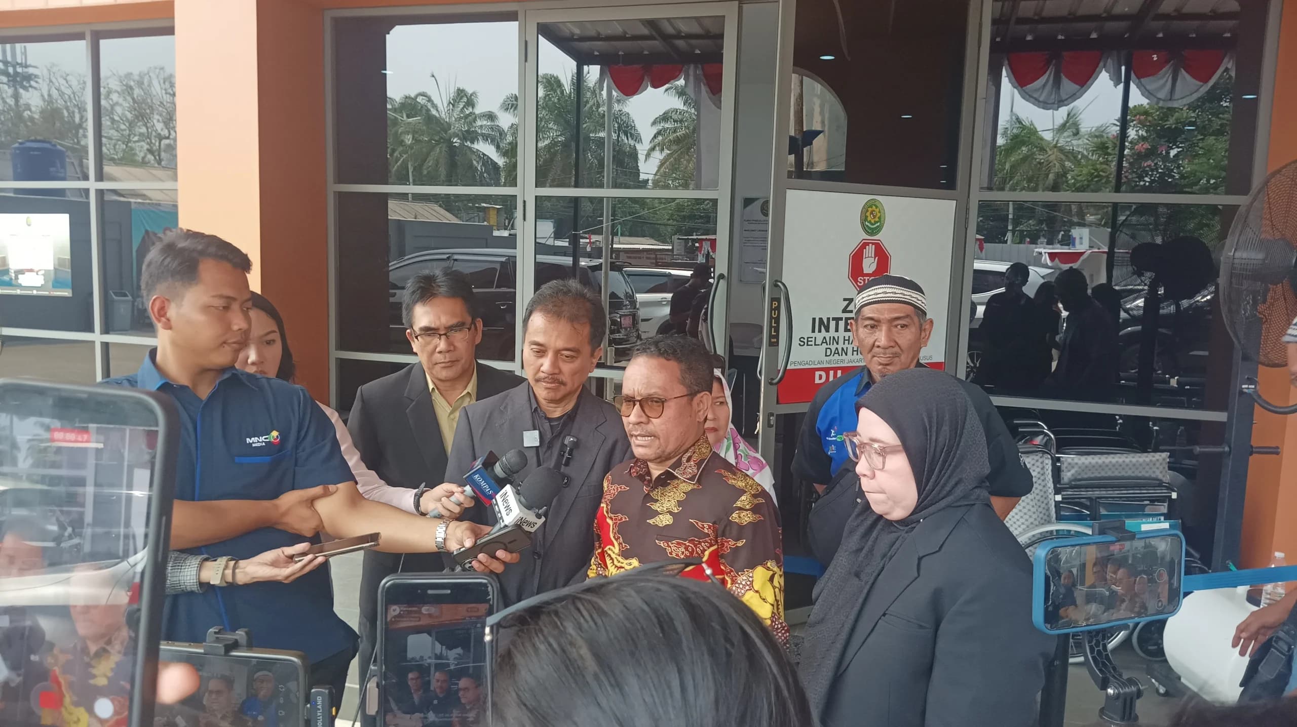Sidang Praperadilan Kelima Roy Suryo Ditunda Lantaran JPU dan Kemenkeu Tak Hadir