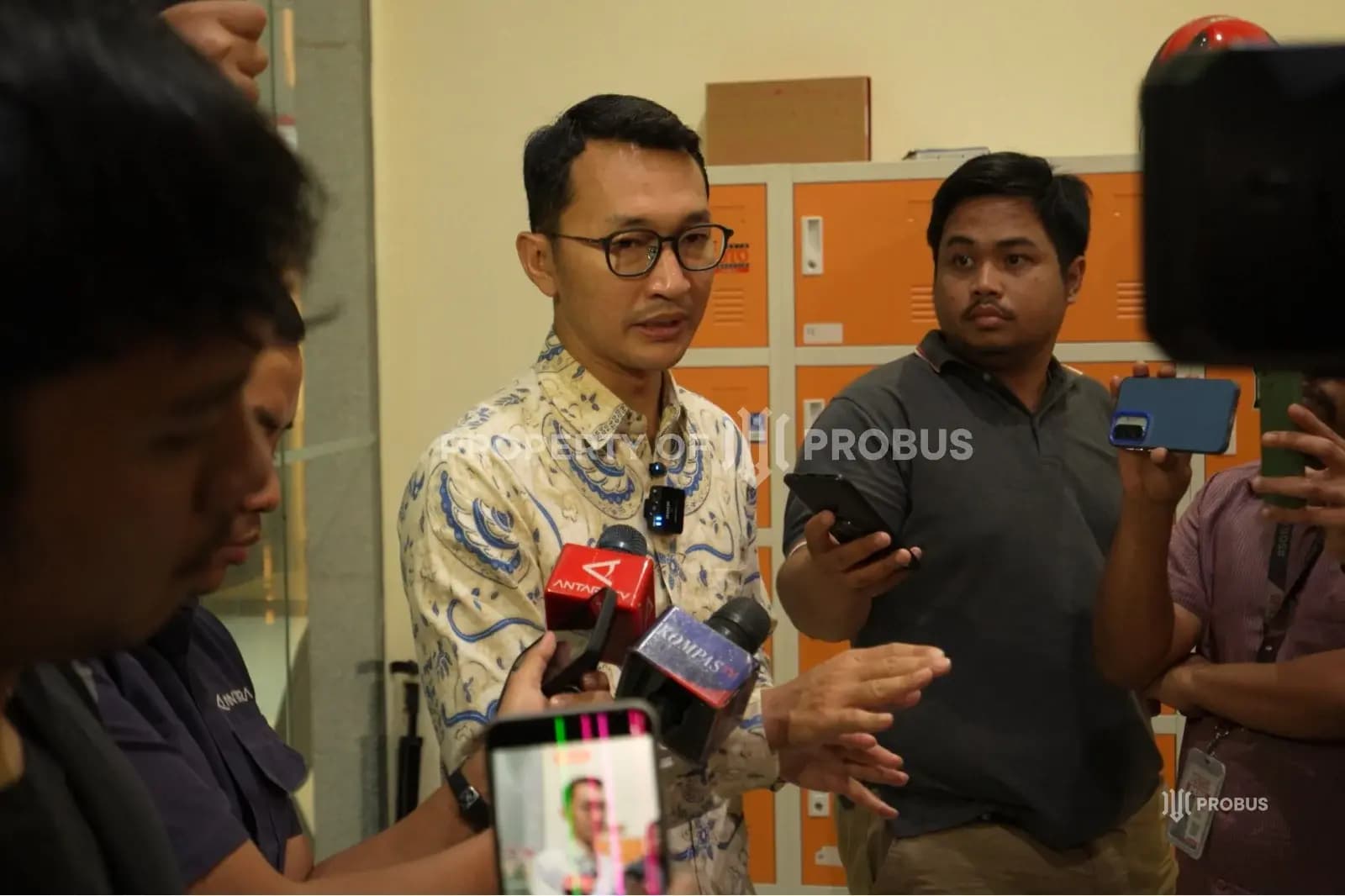 Jubir KPK Budi Prasetyo di Gedung Merah Putih KPK, Jakarta. Foto: Probus Media/ Dwi Arief.