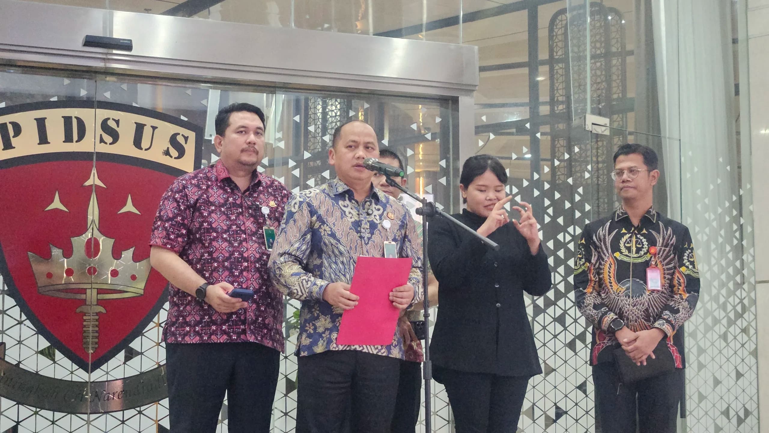 Kejagung Ungkap Update Pengejaran Silfester Matutina