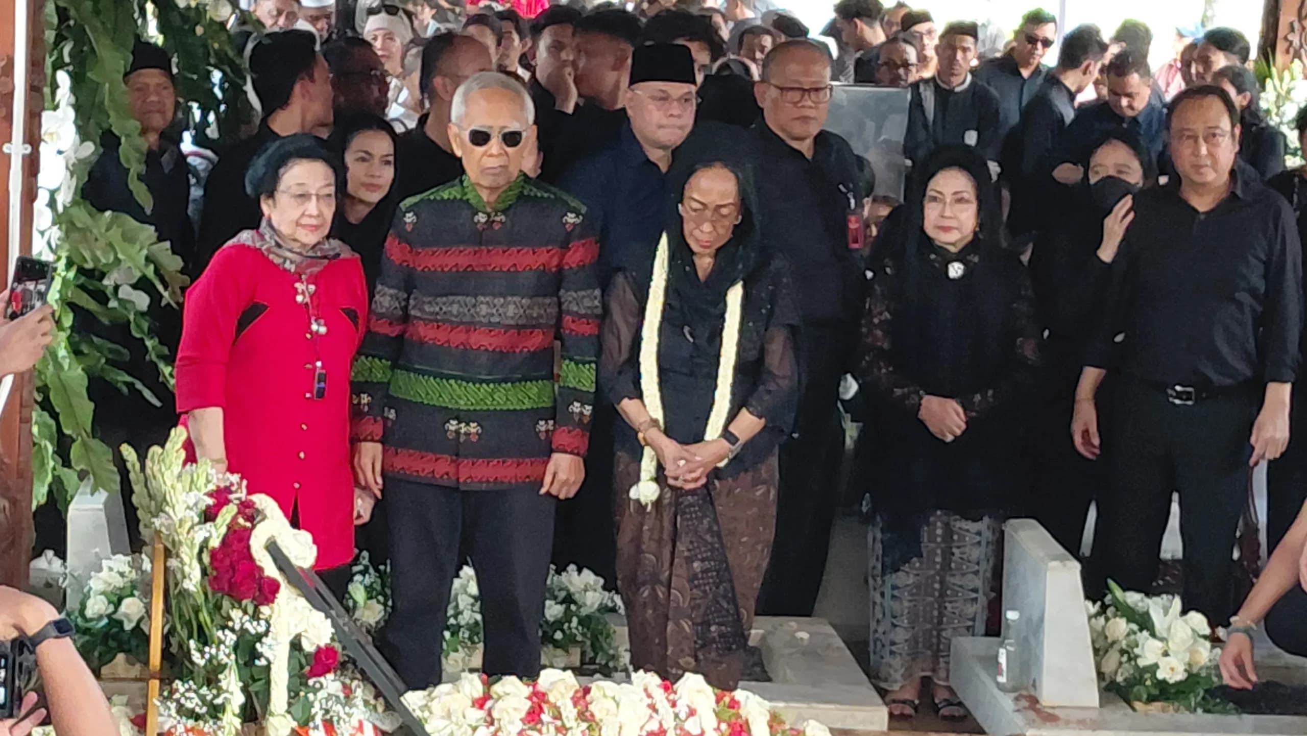 Rano Karno: Guruh Memilih Jalan sebagai Budayawan
