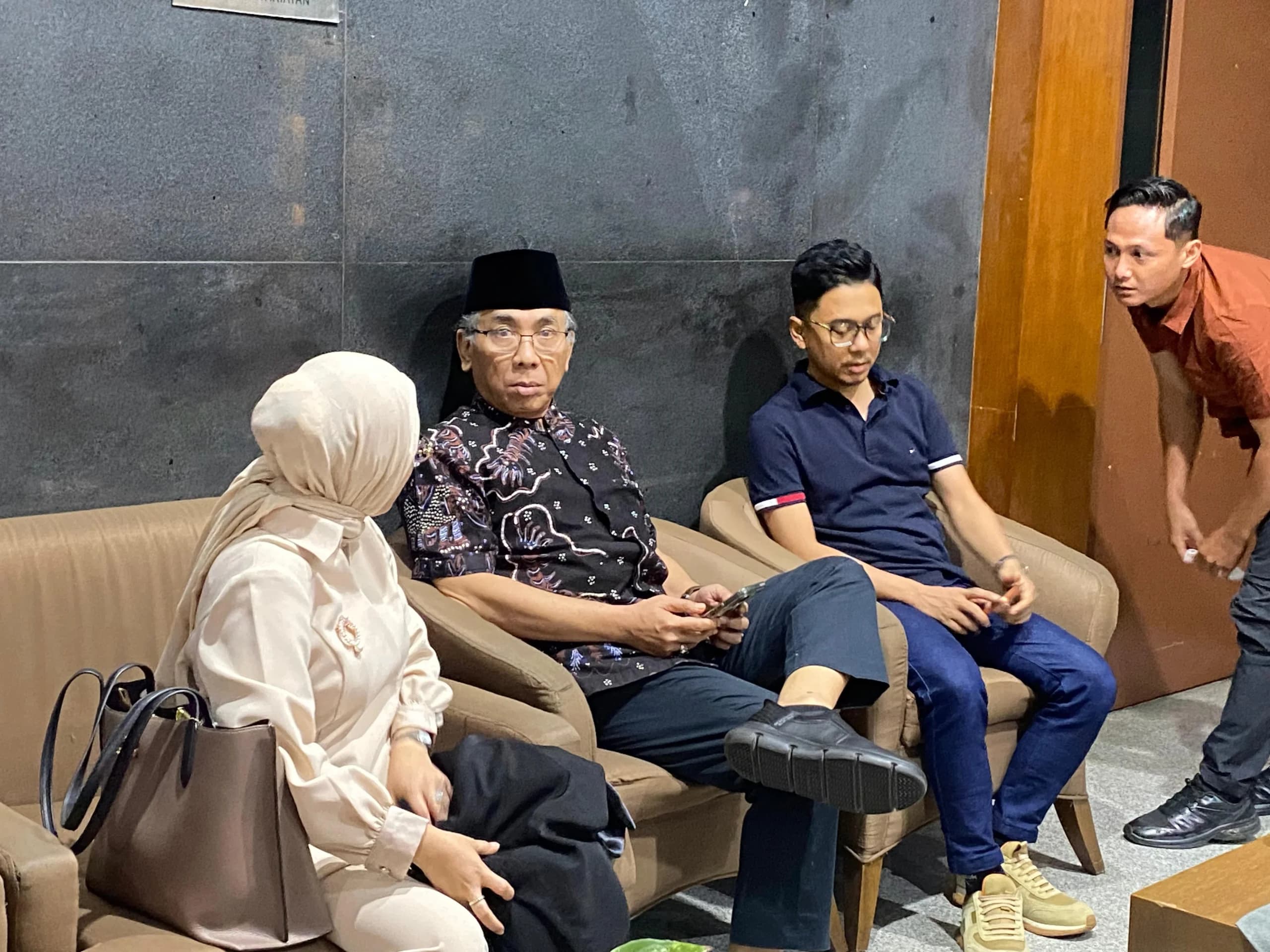 Eks Ketum PBNU Gus Yahya Hadir di Sidang Gus Yaqut
