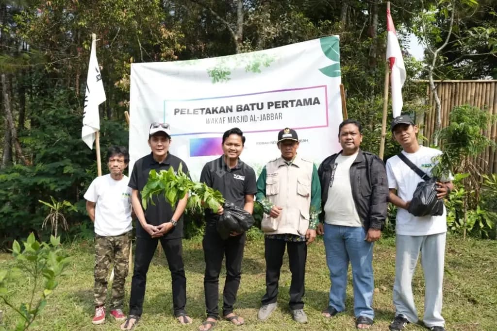 Iwakum Kukuhkan Pengurus di Sukabumi, Tutup Kegiatan dengan Aksi Sosial