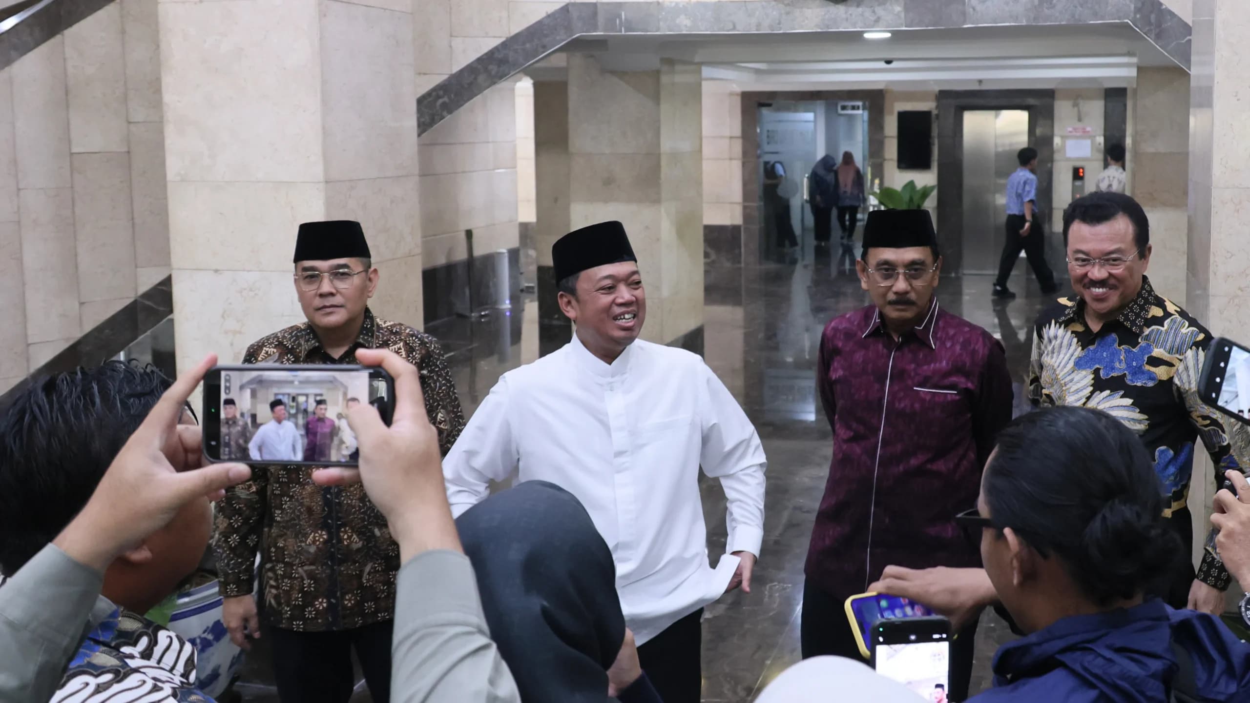 Nusron Klaim Tak Tahu Duduk Perkara Kasus HGB Summarecon