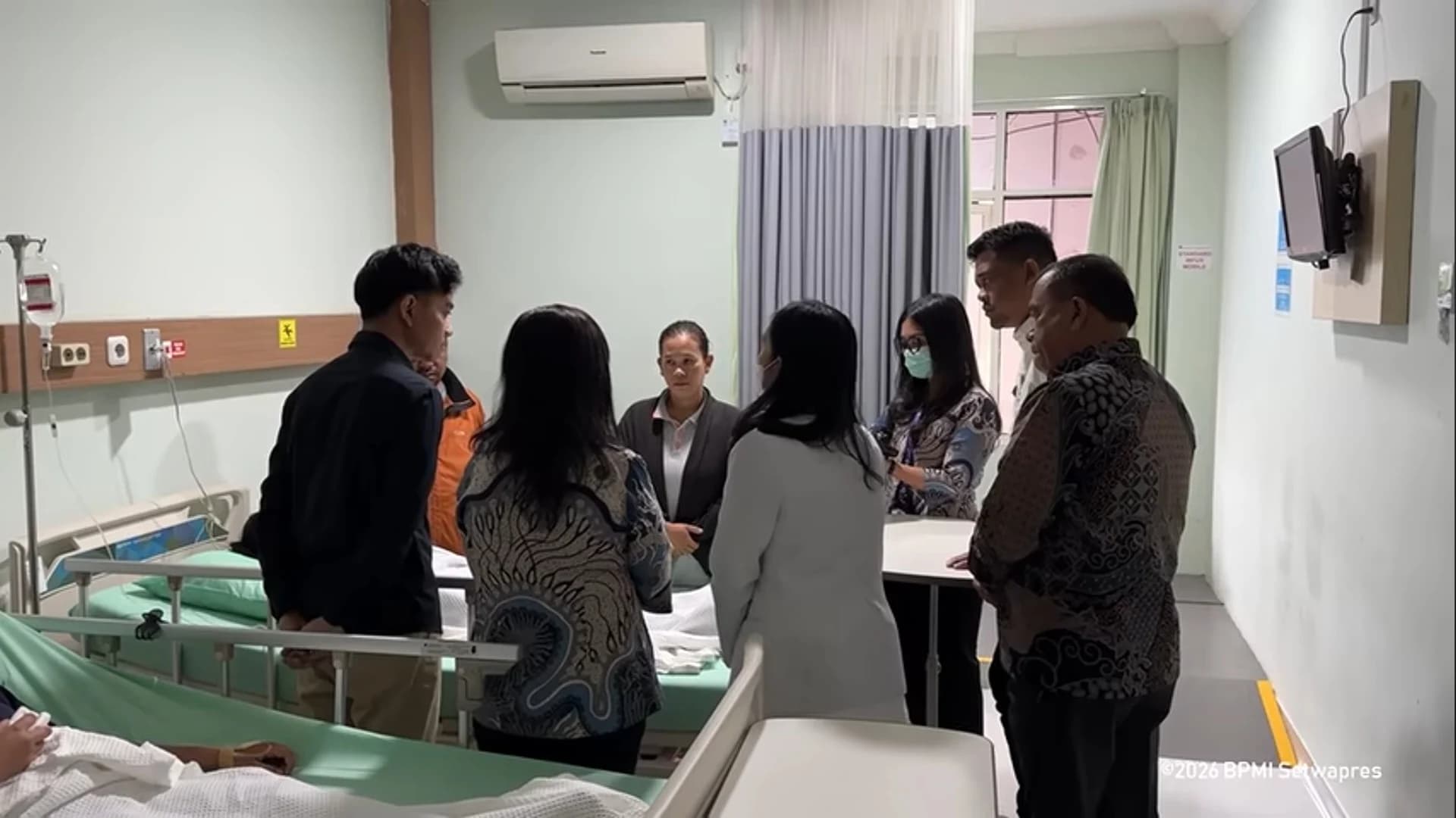 Gibran Sentil Pegawai SPPG Ledek Korban MBG Hilang Ingatan yang Sampai Dirawat di RSCM