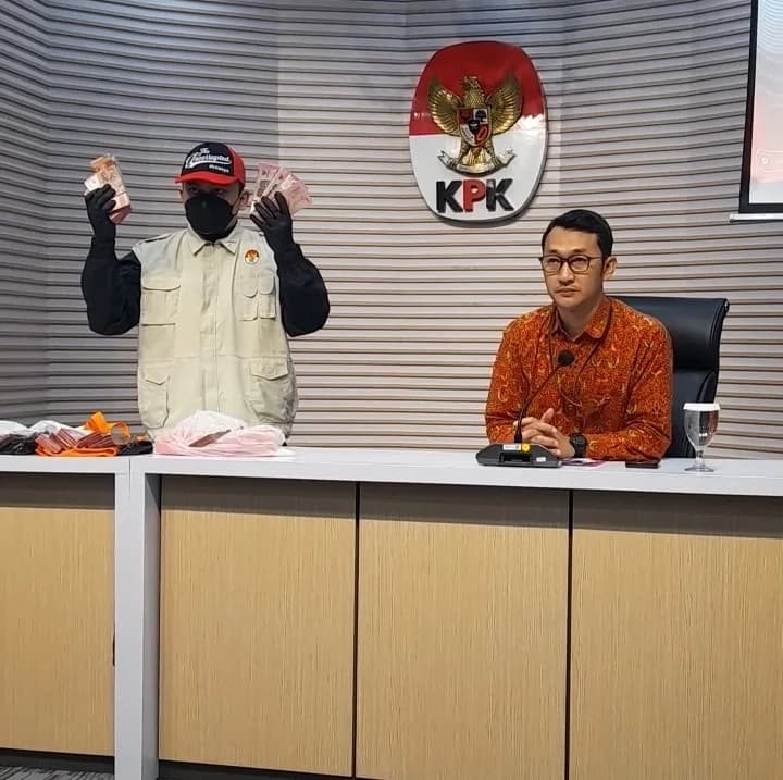 KPK Geledah Kantor BPN Mojokerto soal Kasus Suap HGB Lahan Summarecon