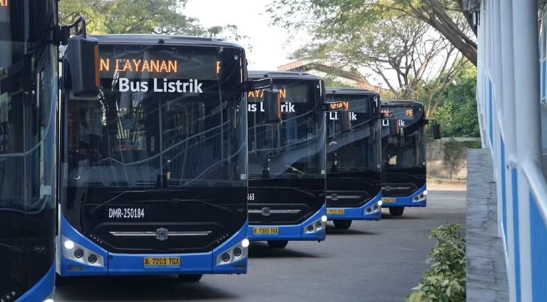 Imbas Demo Buruh di DPR, Transjakarta Hentikan Operasional 2 Rute dan Alihkan 8 Rute