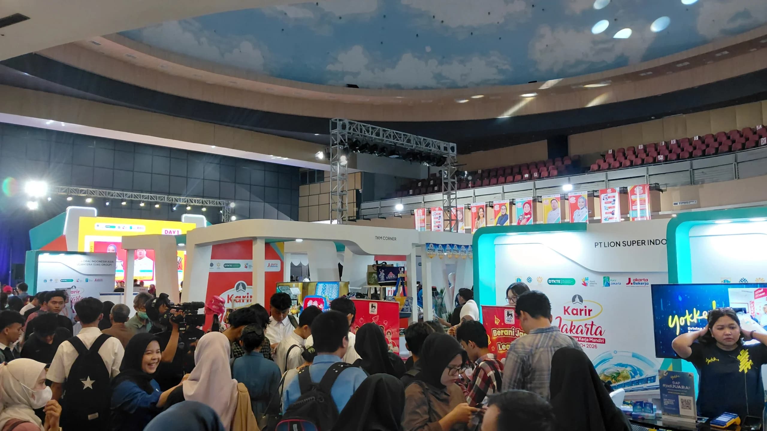 Cerita Zahra Mencari Pekerjaan di Job Fair Pemprov Jakarta