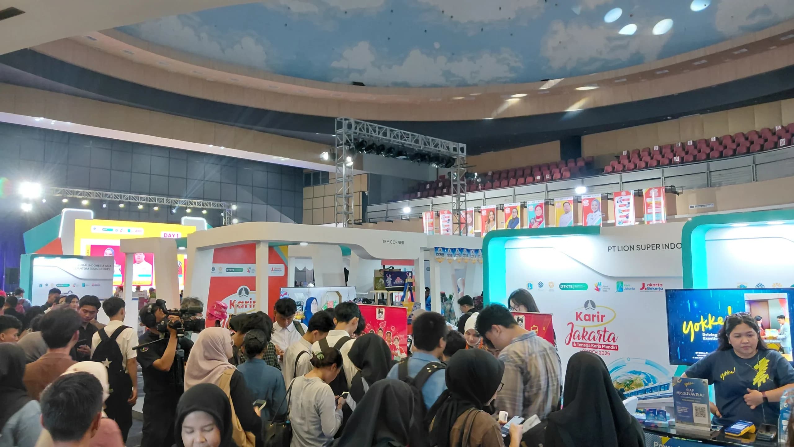 Cari Kerja di Jakarta Ketat, Bayu Soroti Tuntutan Perusahaan terhadap Fresh Graduate