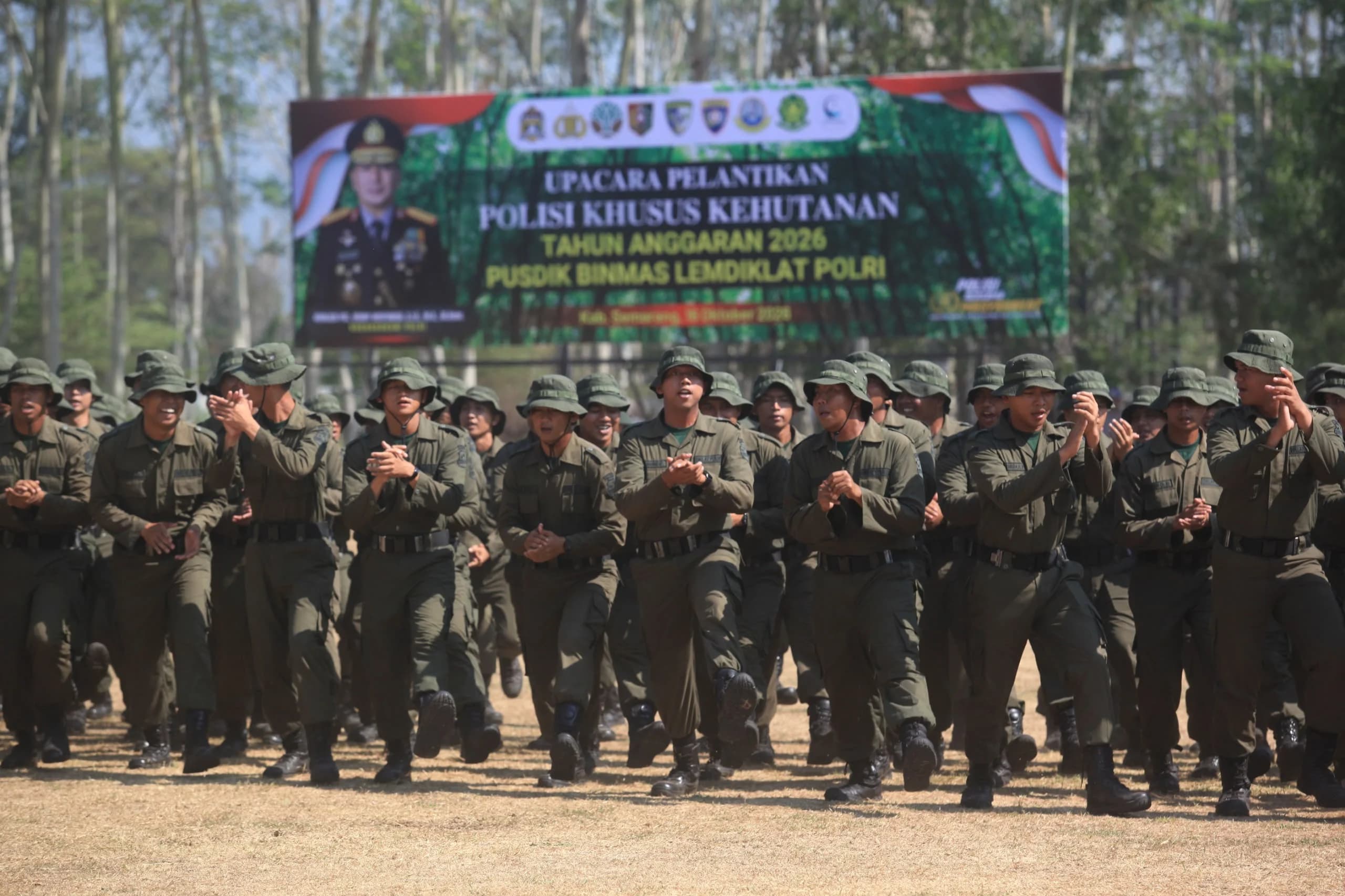 Prsiden Prabowo Minta 70 Ribu Polisi Hutan Atasi Karhutla, Polri: 586 Telah Dilatih