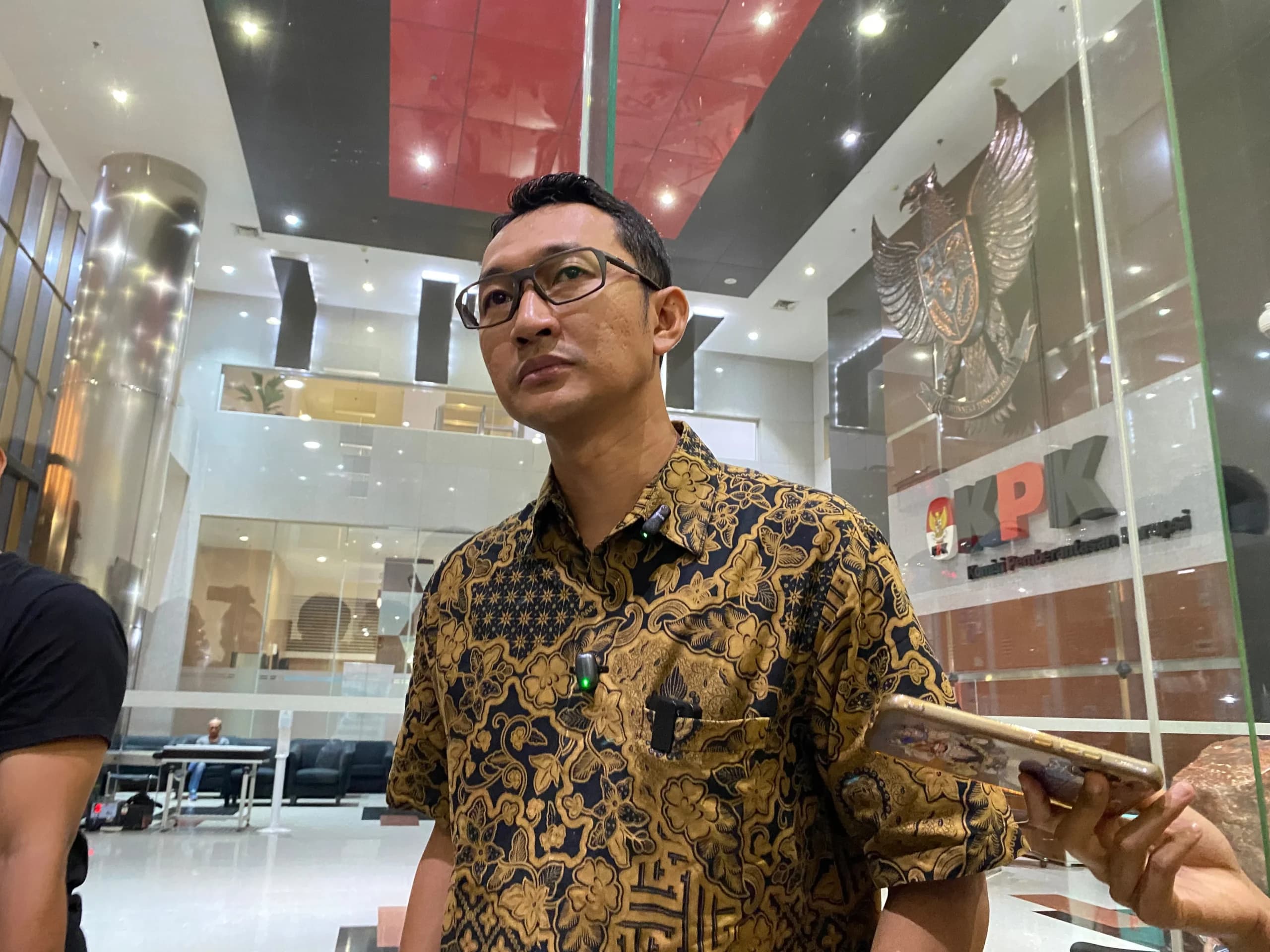 KPK Ungkap Isi Tas yang Disita dari Sestama BNPB Terkait Kasus Korupsi Dana Bencana