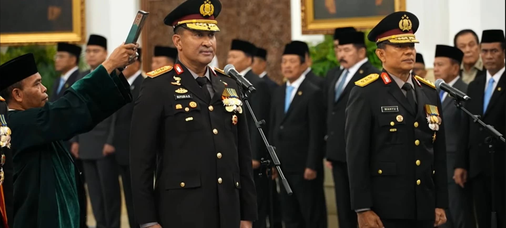 Prabowo Lantik Wahyu Hadiningrat sebagai Wakapolri, Simak Perjalanan Kariernya