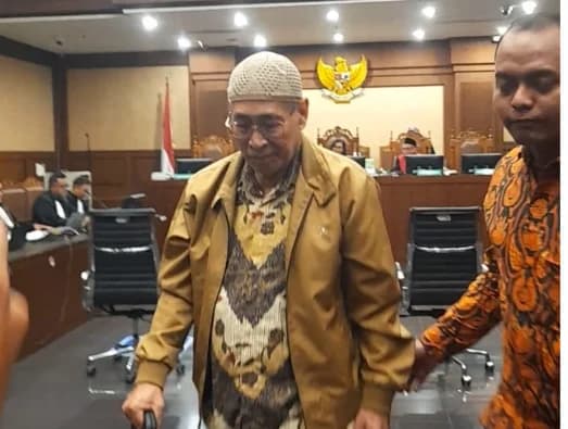 Hakim Tolak Perlawanan Ketum Kesthuri Asrul Azis Taba di Perkara Korupsi Haji