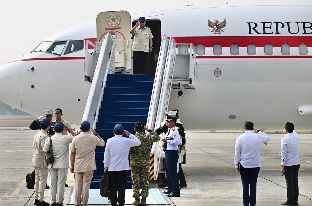 Prabowo Tinjau Langsung Penanganan Karhutla di Riau