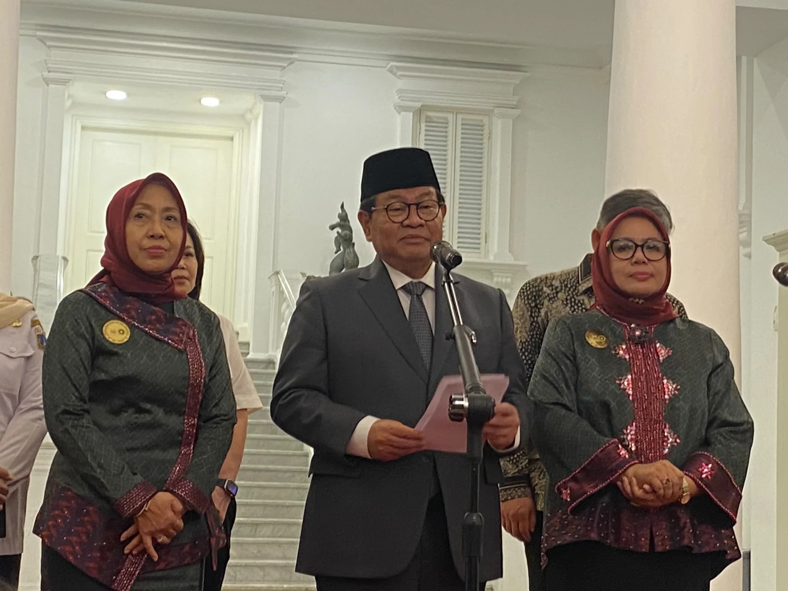 Pramono Minta Guru SMKN 27 Jakarta Pelaku Pelecehan Seksual Disanksi Tegas