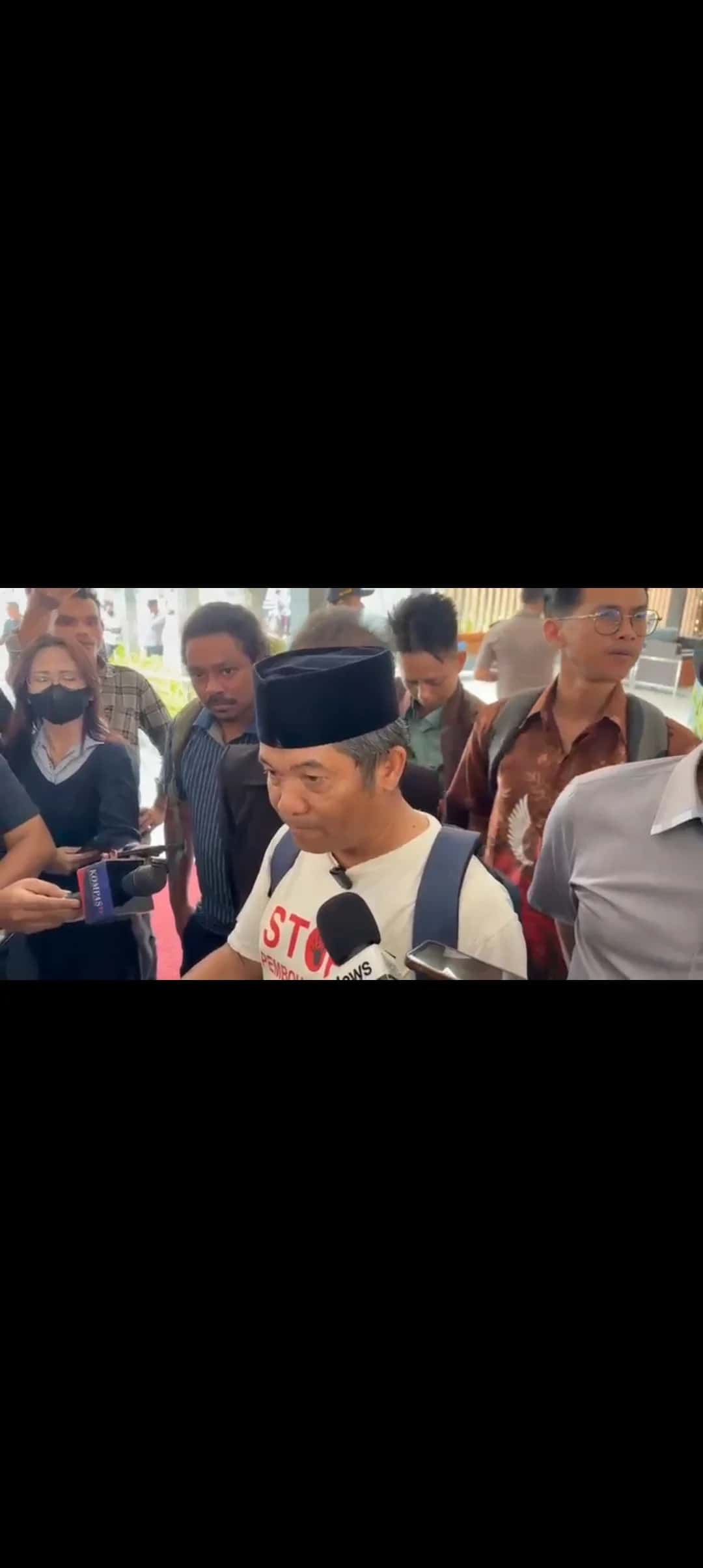 Sempat Ditahan Pamdal DPR, Ray Rangkuti Desak Parlemen Gulirkan Hak Angket Gibran